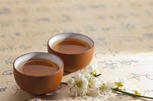 喝茶发朋友圈的好句子 品茶的句子经典句子时间