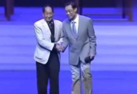 1.6万个骰子拼出钟南山袁隆平