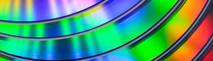 英国研究者开发出 5D 激光刻蚀工艺，CD 大小光盘可存储 500TB