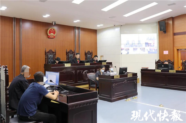 男子骑电动车逆行上高速被撞身亡，家属向高速管理方索赔60万