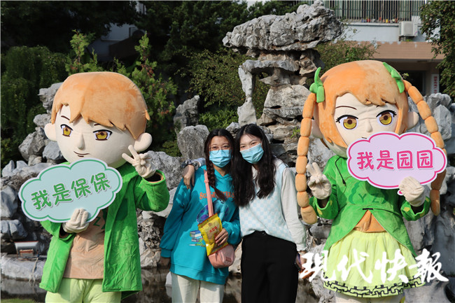 同年同月生同名同姓同班同宿舍，扬州大学来了对“姐妹花”