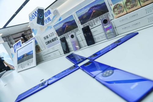 粉丝比拼再现口碑长城       X20新机品鉴会完美落幕
