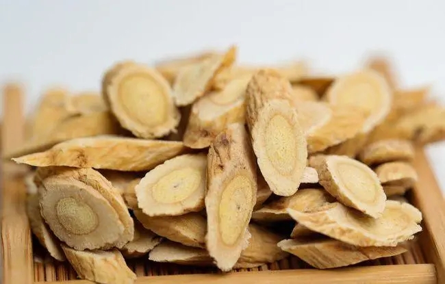 春季可以用什么药材煲汤