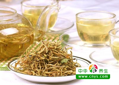 迫不得已看 春天适合喝的四款花草茶