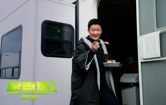吴京出演《巨齿鲨2》首次携手杰森斯坦森