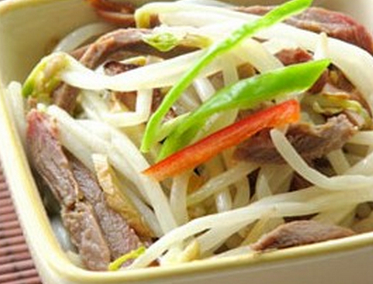 春季养生食谱 鸭丝绿豆芽助阳 春季养生食谱 鸭