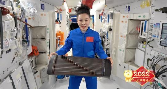 总台2022年元宵晚会 彰显艺术与科技      之美