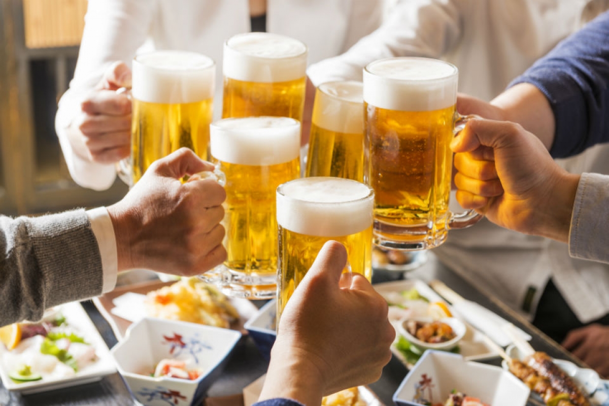 醉酒究竟是怎么回事?混着喝酒更容易醉?