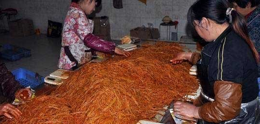 “危险的辣条”被央视曝光 高盐高脂肪可致癌?