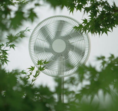 智米风扇，如置身于雨后森林，凉爽、舒适又安静