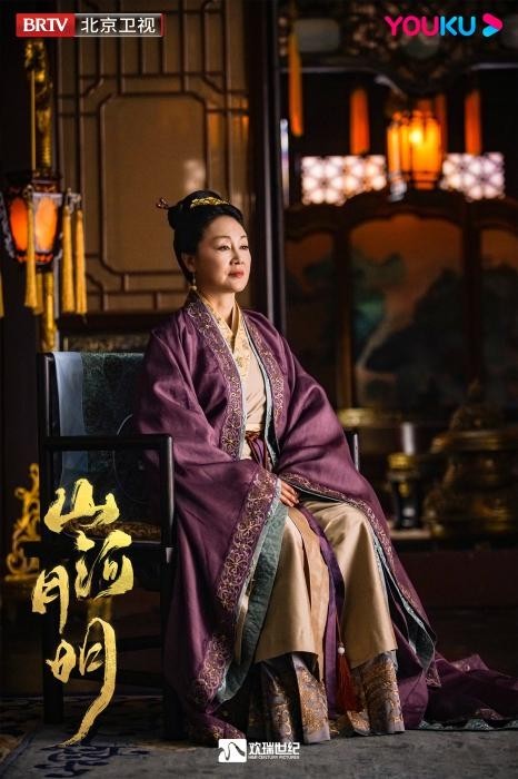 王姬：坦然接受变老，希望时间渗透进演技里