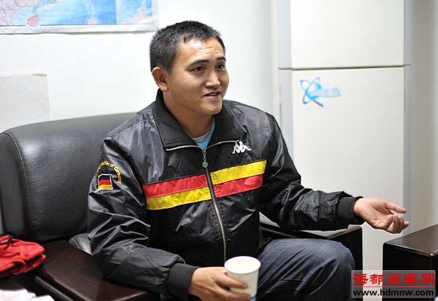 病人打车落包 的哥火速送回