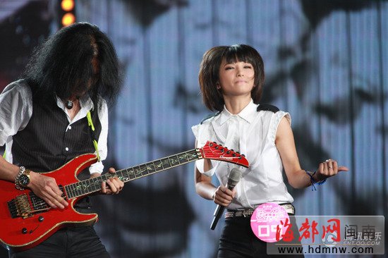 快女5进4段林夕绝地反击惊险晋级 PK王杨洋谢幕